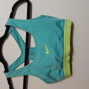 Nike's  Junior's Sport Bra